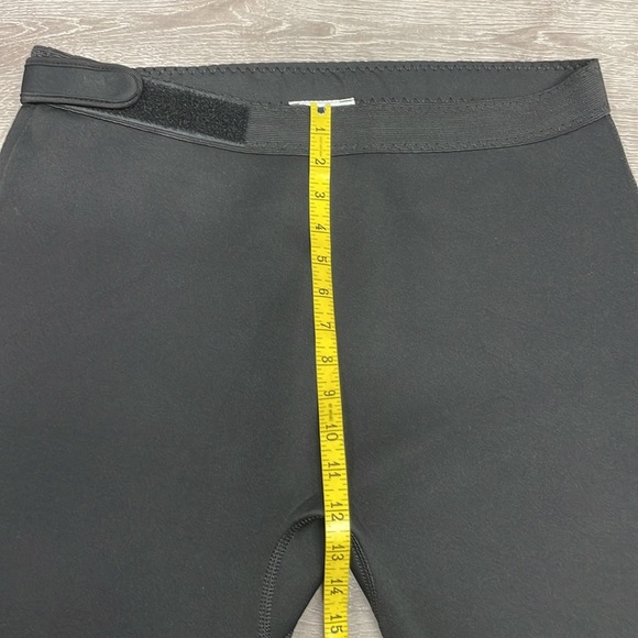 Weider Neoprene Shorts Sculpt and Tone Size L/XL - Picture 5 of 12
